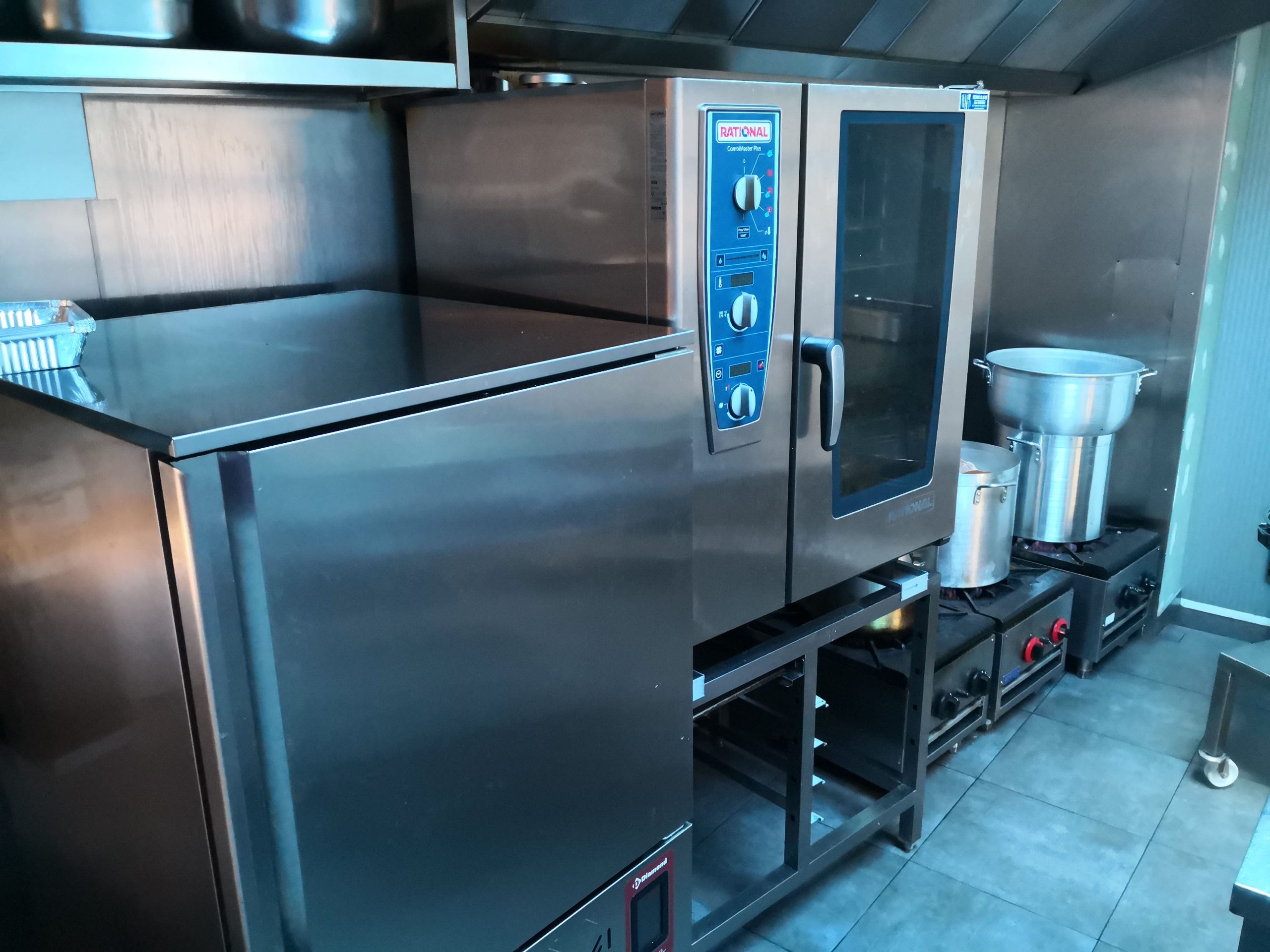 Passer à table : nos barquettes arrivent !